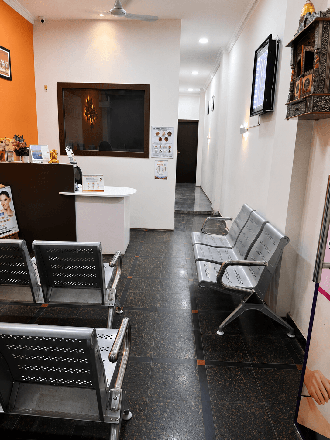 Comfortable waiting area at Reyansh Skin & Hair Clinic